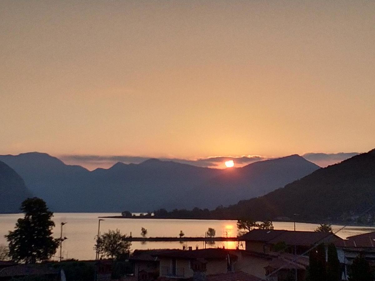 Lake View Terrace Paratico Εξωτερικό φωτογραφία